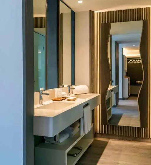 Swim-up suite, Catalonia Grand Costa Mujeres All Suites & Spa   All Inclusive
