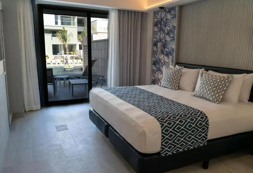 Swim-up suite, Catalonia Grand Costa Mujeres All Suites & Spa   All Inclusive