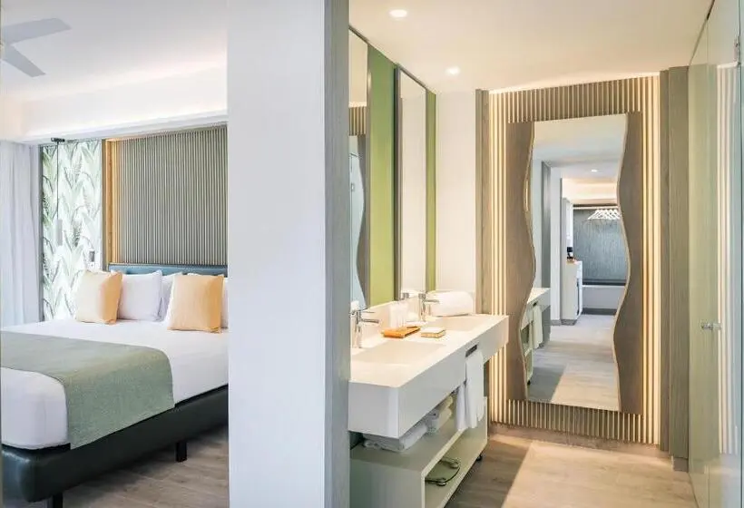 سوییت سوپریور با چشم‌انداز دریا, Catalonia Grand Costa Mujeres All Suites & Spa   All Inclusive
