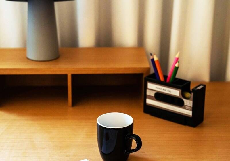 اتاق استاندارد, Studio One