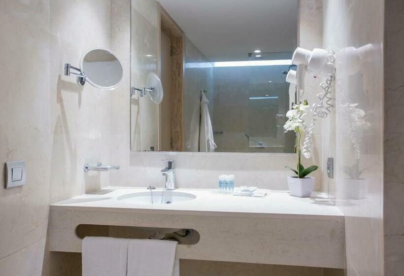 Номер Стандарт Вид на Бассейн, Hipotels Don Juan