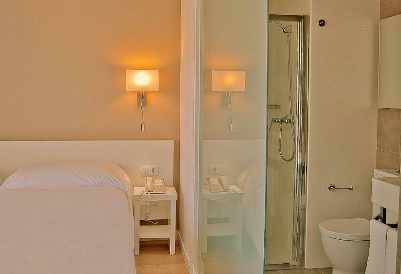 バルコニー付きスタンダードルーム, Bq Amfora Beach Adults Only