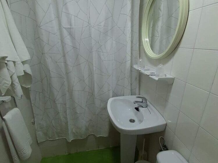 اتاق استاندارد یک نفره, Cano