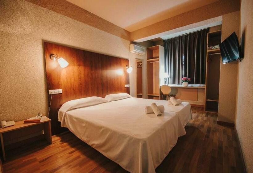 스탠다드 룸, Embajador