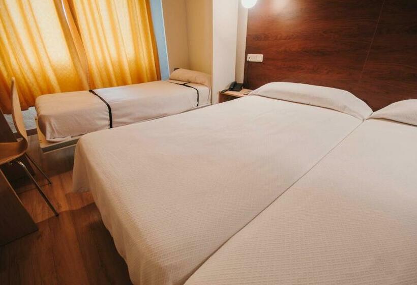 스탠다드 룸, Embajador