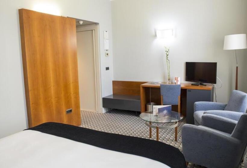 سوییت جونیور, Gran Hotel Albacete