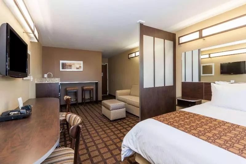 اتاق استاندارد با چشمانداز دریا, Gran Hotel Bali & Spa
