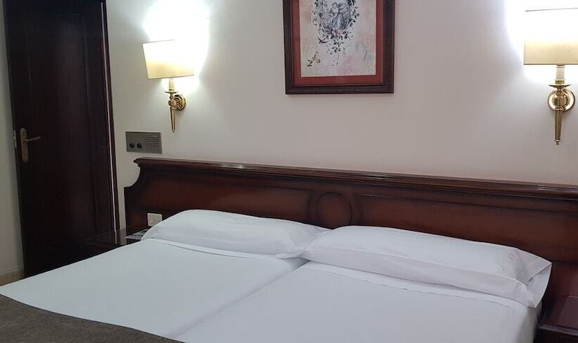 חדר משפחתי, Gran Hotel Paraiso