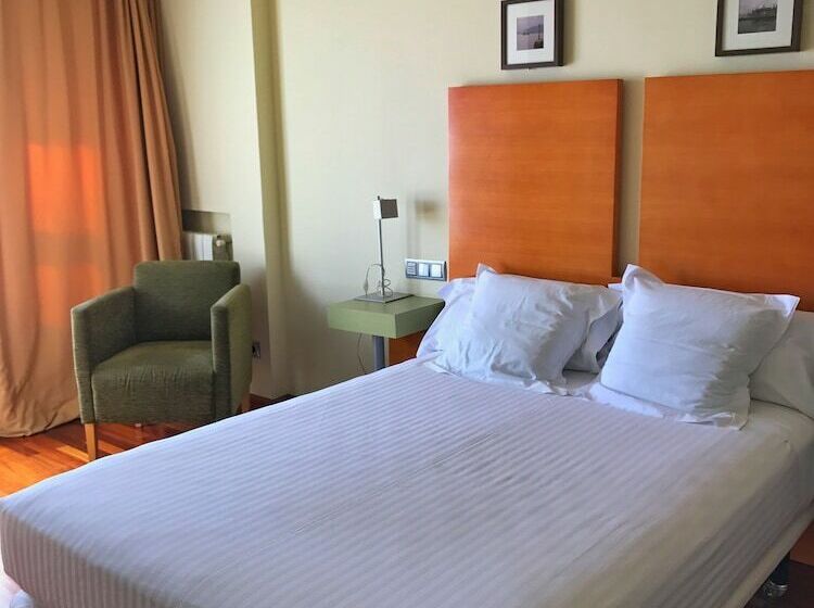 غرفة قياسية, Gran Regente