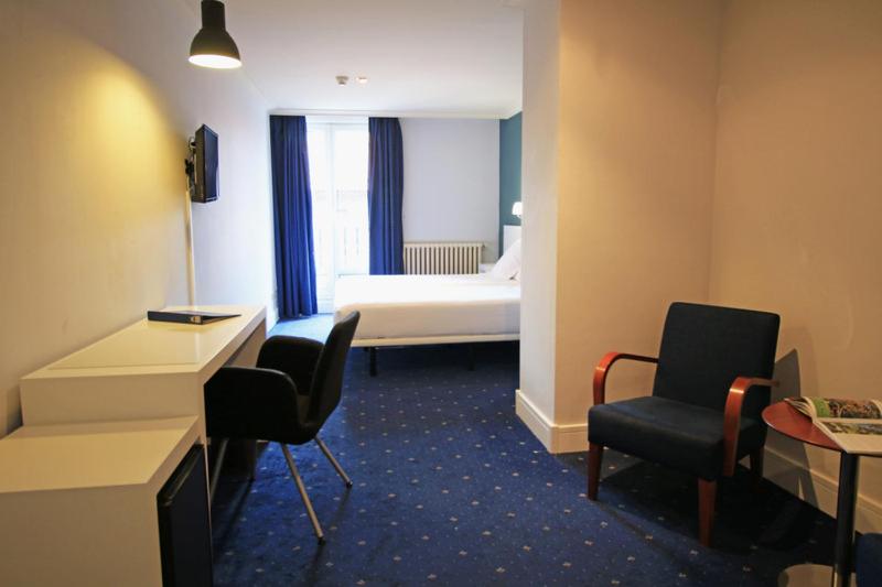 غرفة قياسية فردية, Gran Regente