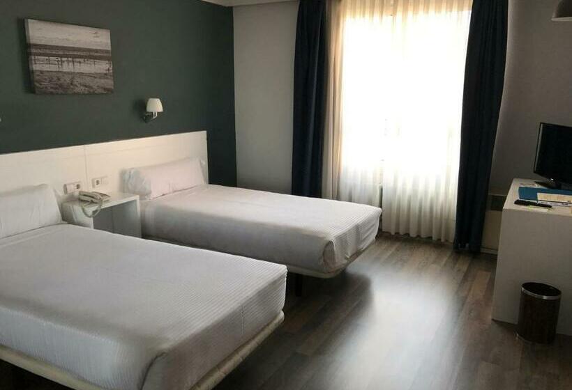 غرفة كلوب, Gran Regente