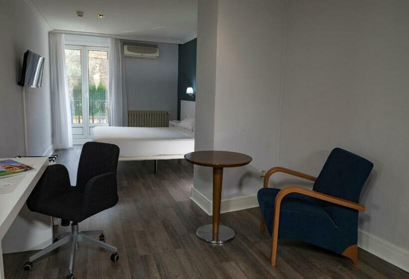 غرفة كلوب, Gran Regente