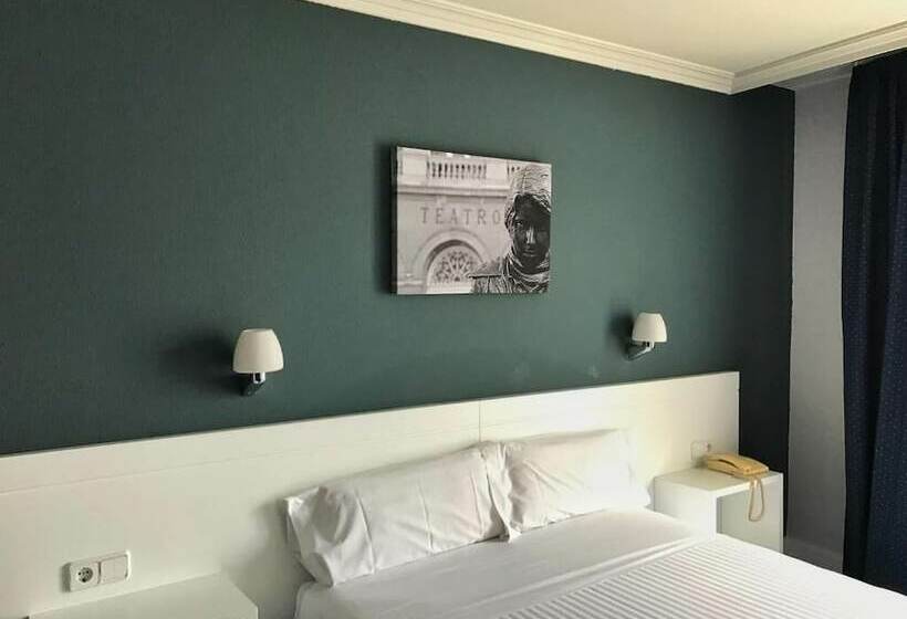 غرفة كلوب, Gran Regente