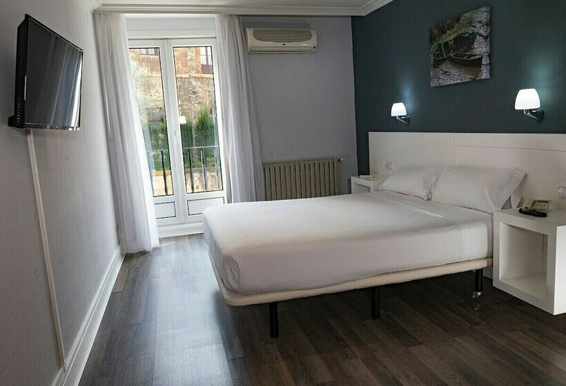 غرفة كلوب, Gran Regente