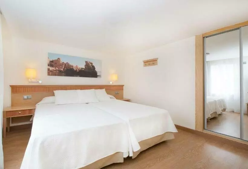 اتاق خانوادگی, Iberostar Waves Club Cala Barca