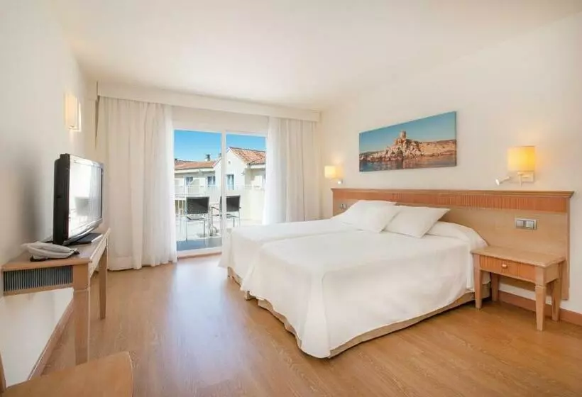 اتاق استاندارد, Iberostar Waves Club Cala Barca
