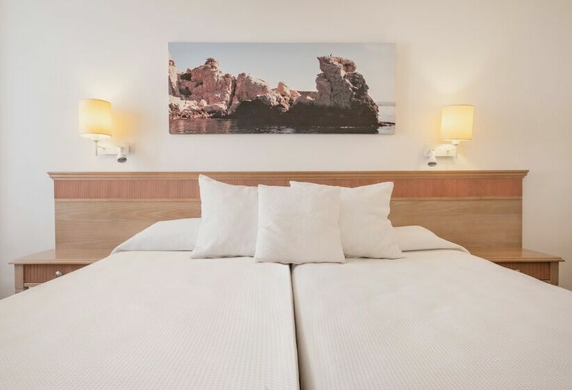 ベーシックファミリールーム, Iberostar Waves Club Cala Barca