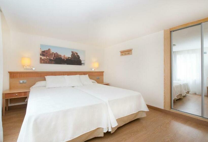 Семейный Номер Вид на Сад, Iberostar Waves Club Cala Barca