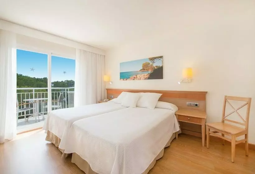 اتاق خانوادگی با چشمانداز باغ, Iberostar Waves Club Cala Barca