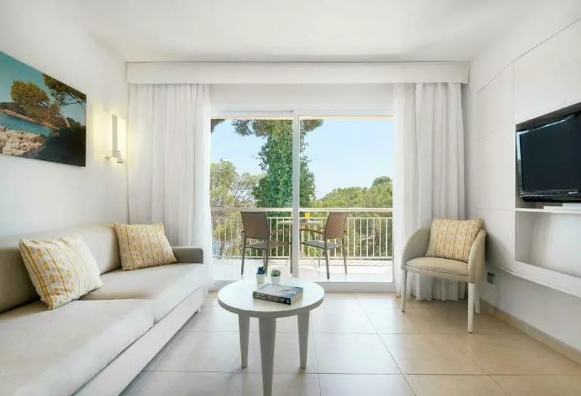 سوییت جونیور, Iberostar Waves Club Cala Barca