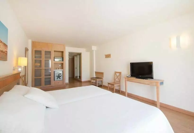 Superior-Zimmer, Iberostar Waves Club Cala Barca