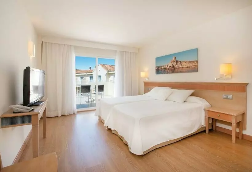 Standardzimmer mit seitlichem Meerblick, Iberostar Waves Club Cala Barca