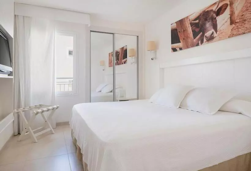 سوییت جونیور, Iberostar Waves Club Cala Barca