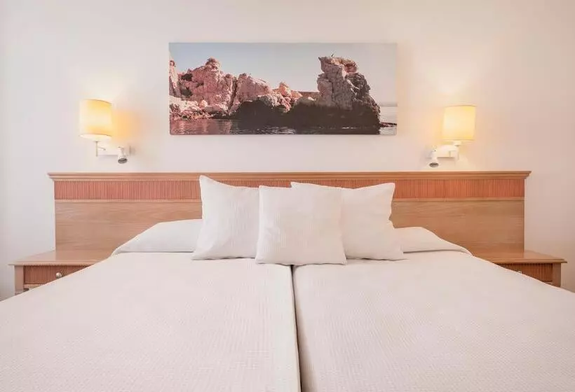 اتاق خانوادگی, Iberostar Waves Club Cala Barca