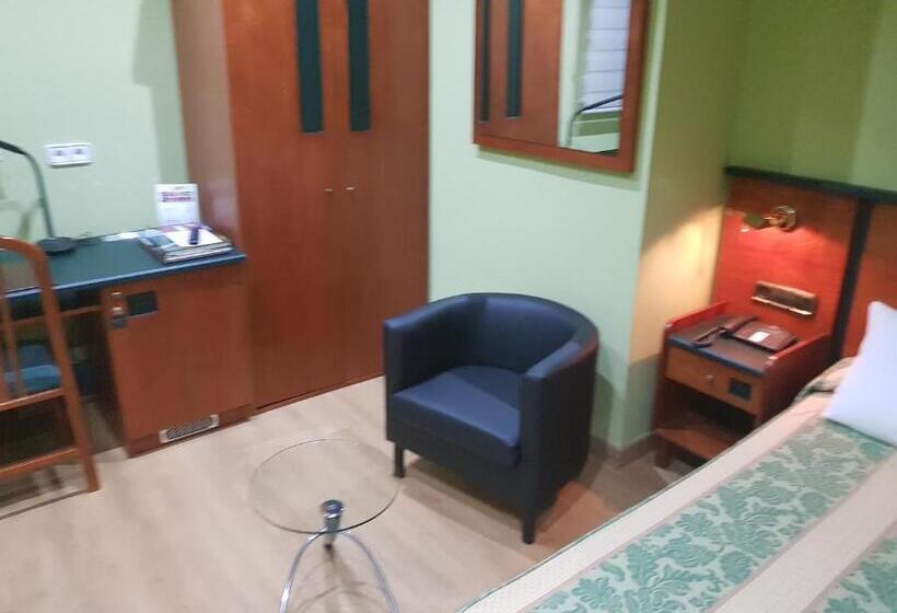 اتاق استاندارد, Idh Angel