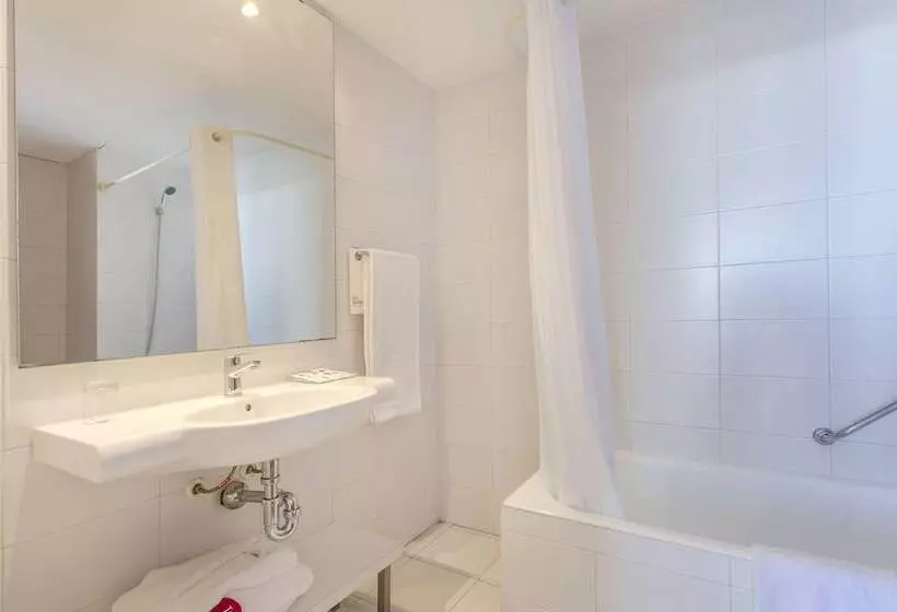 Economy Zimmer, Js Sol De Can Picafort  Adults Only
