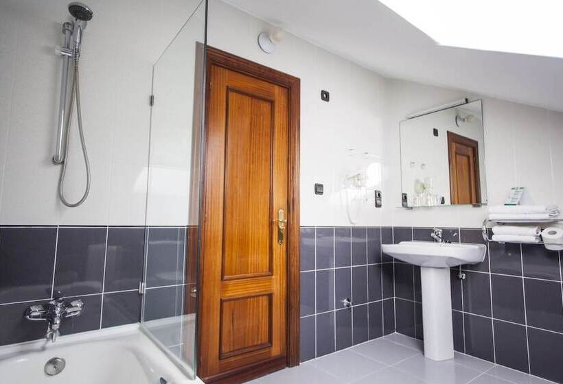 غرفة قياسية, La Boriza