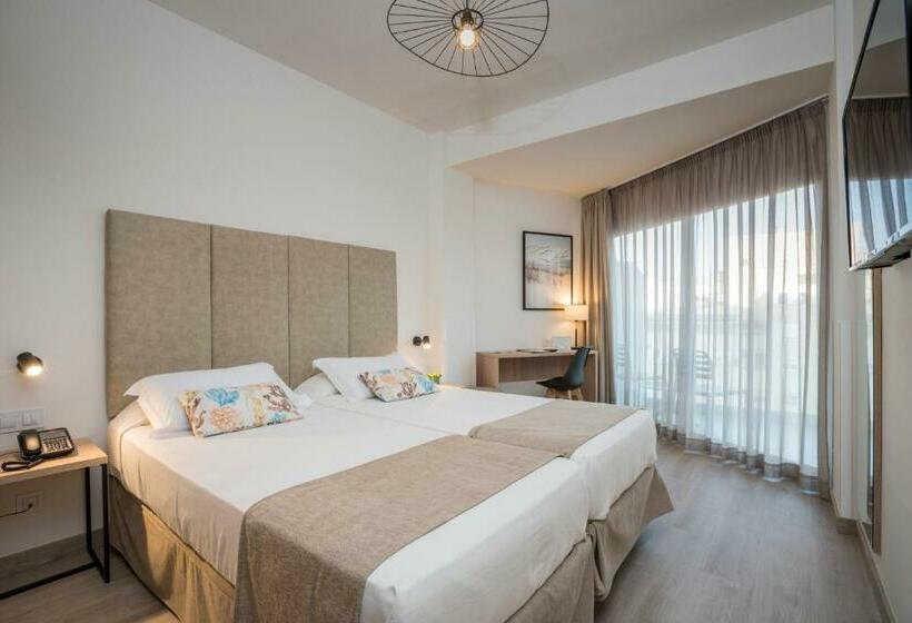 스탠다드 룸 측면 바다 전망, Las Arenas