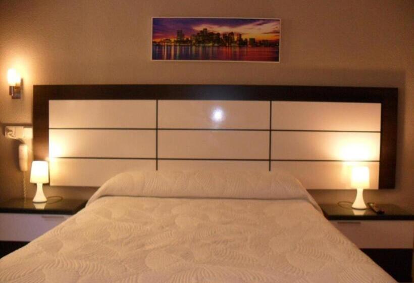 スタンダードルーム, Lo Monte