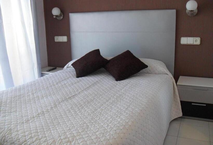 スタンダードルーム, Lo Monte