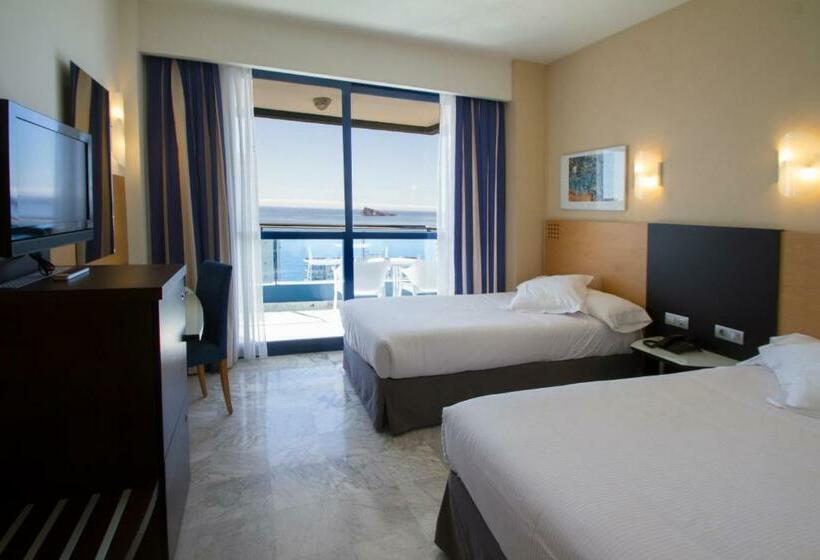 غرفة قياسية مزوَّدة بتراس, Madeira Centro