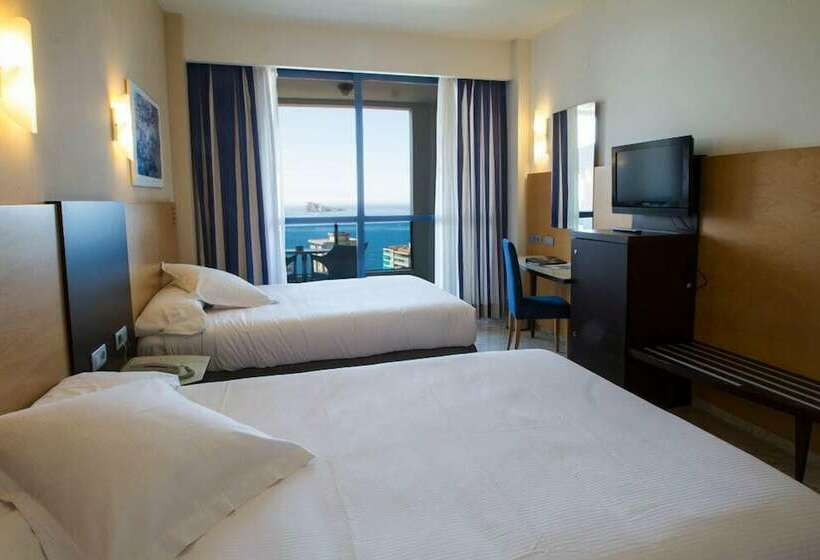 غرفة قياسية مزوَّدة بتراس, Madeira Centro