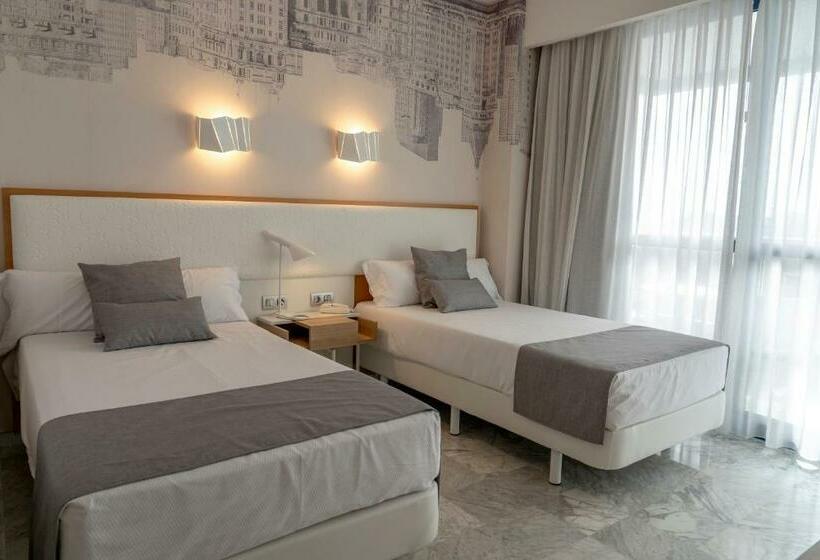 غرفة سوبيريور مزوَّدة بتراس, Madeira Centro