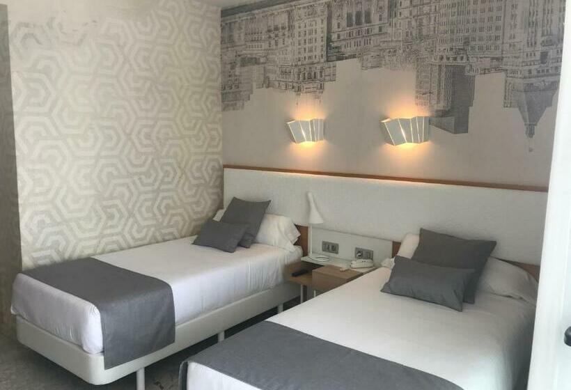 غرفة سوبيريور مزوَّدة بتراس, Madeira Centro