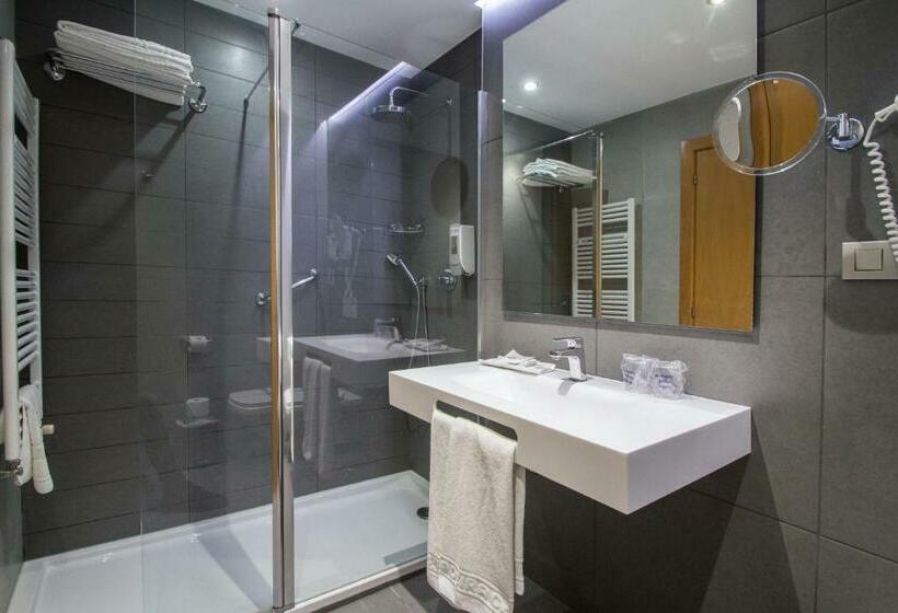 غرفة سوبيريور مزوَّدة بتراس, Madeira Centro