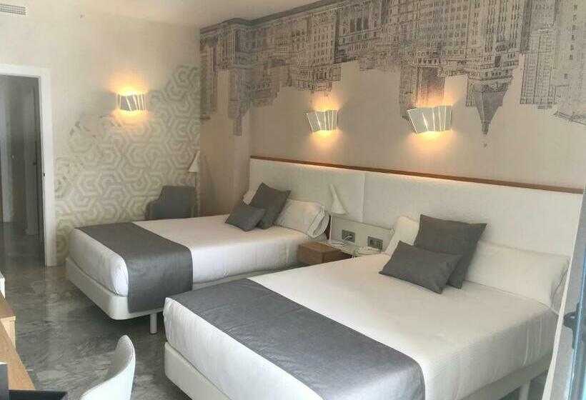 غرفة سوبيريور مزوَّدة بتراس, Madeira Centro