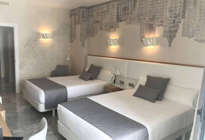 غرفة قياسية مزوَّدة بتراس, Madeira Centro