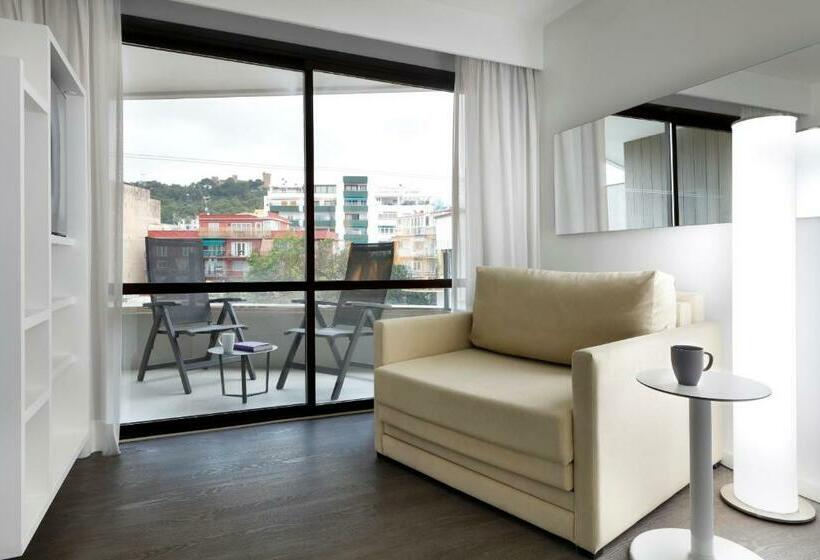 家庭间, Melia Palma Marina