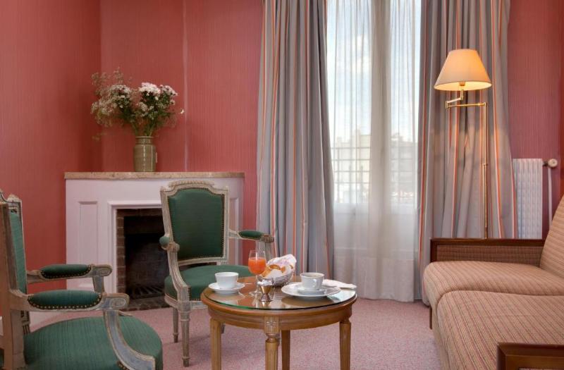 חדר סטנדרט יחיד, Playalinda