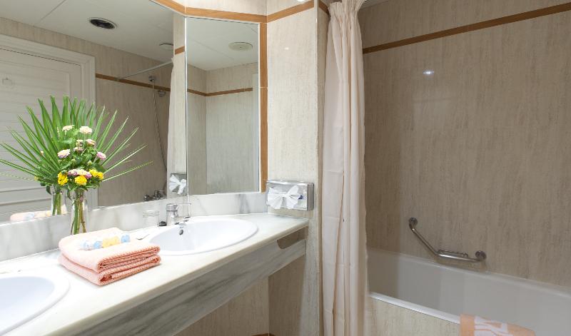 חדר סטנדרט, Playalinda