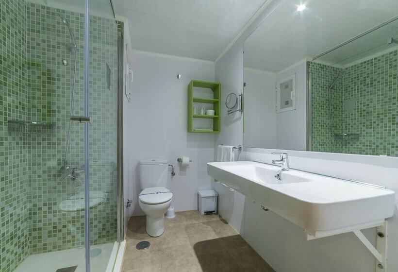 スタンダードシングルルーム, Prince Park