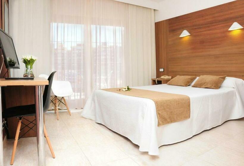 バルコニー付きシングルスタンダードルーム, Prince Park