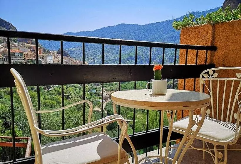 اتاق سوپریور, Restaurante Felipe Ii