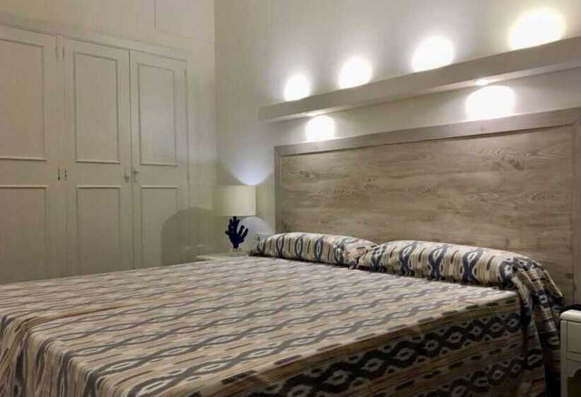 标准间带山景, Sa Coma