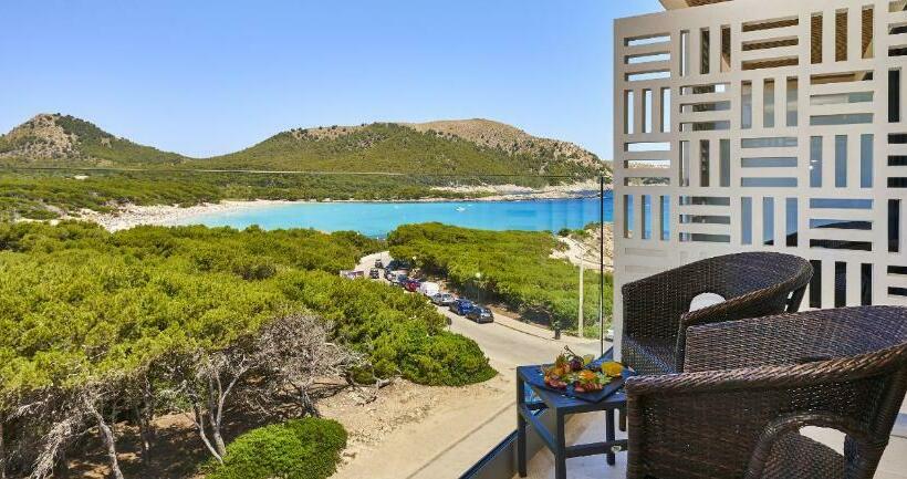 Номер Стандарт Вид на Море, & Spa S'entrador Playa