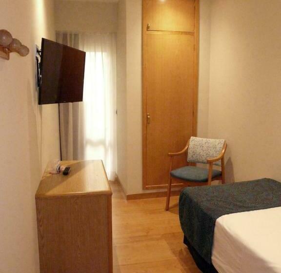 Habitación Individual Interior, Tanit